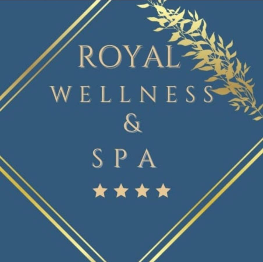Royal Wellness And Spa Ruma Bagian luar foto