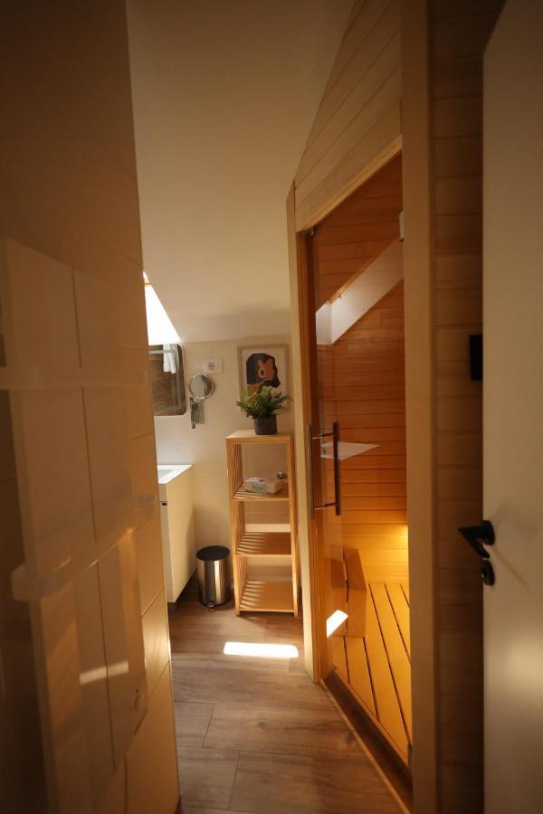 Royal Wellness And Spa Ruma Bagian luar foto