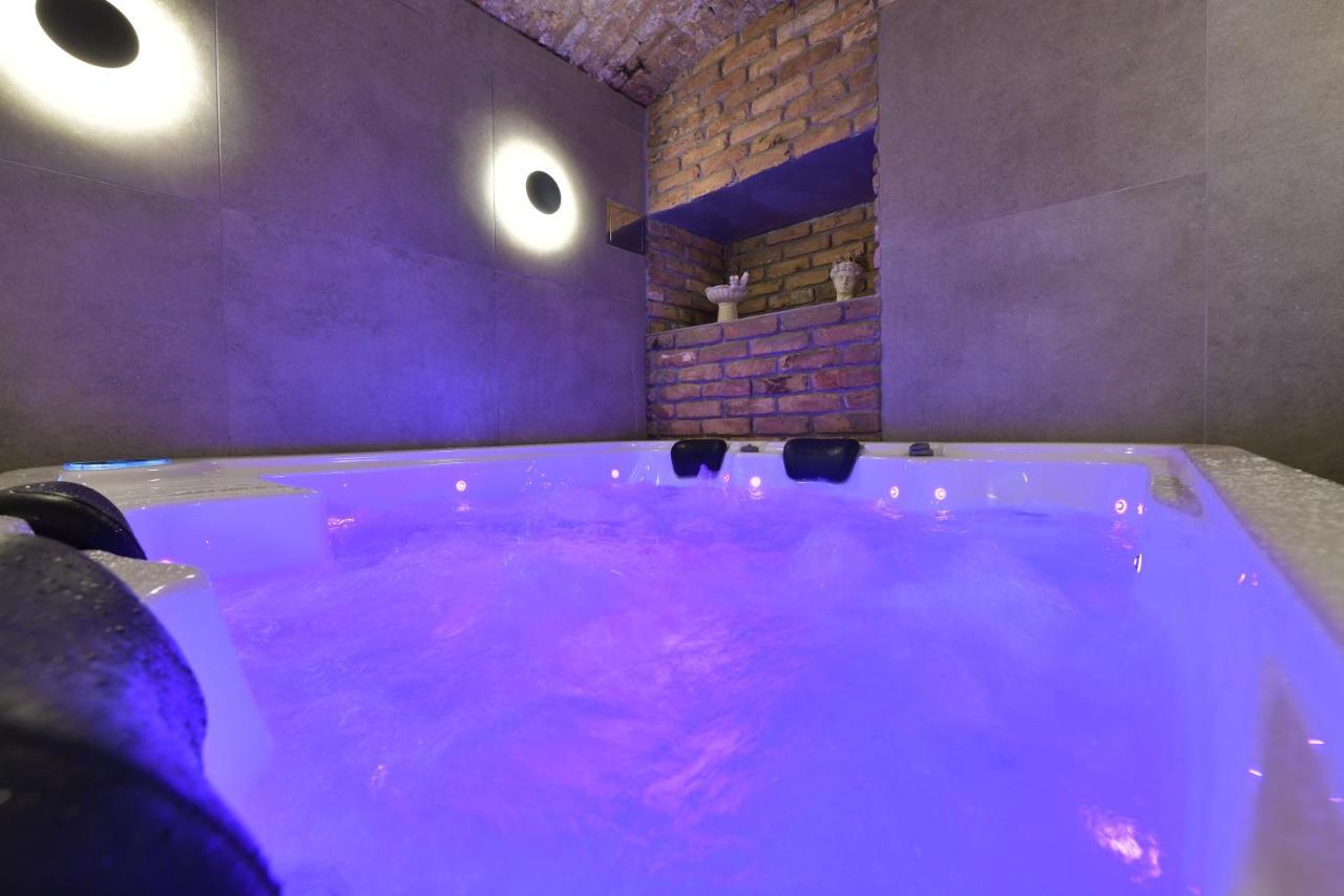 Royal Wellness And Spa Ruma Bagian luar foto