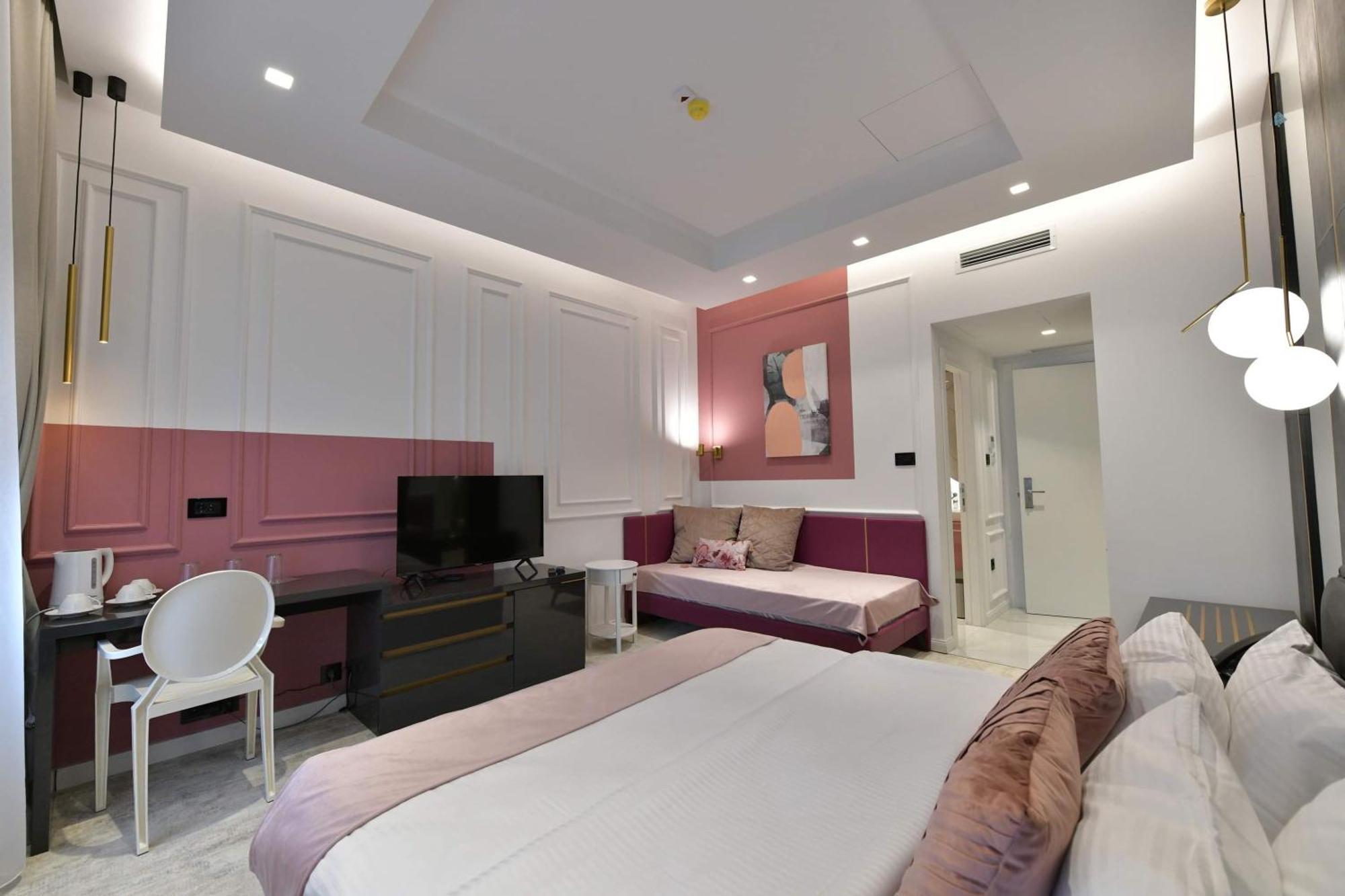 Royal Wellness And Spa Ruma Bagian luar foto